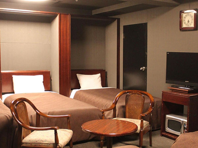 Bedroom 3, HOTEL LiVEMAX BUDGET Yokohama Tsurumi, Yokohama