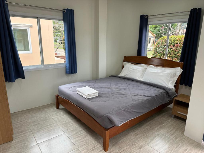 Bedroom 3, Plearn Khaoyai Resort, Pak Chong