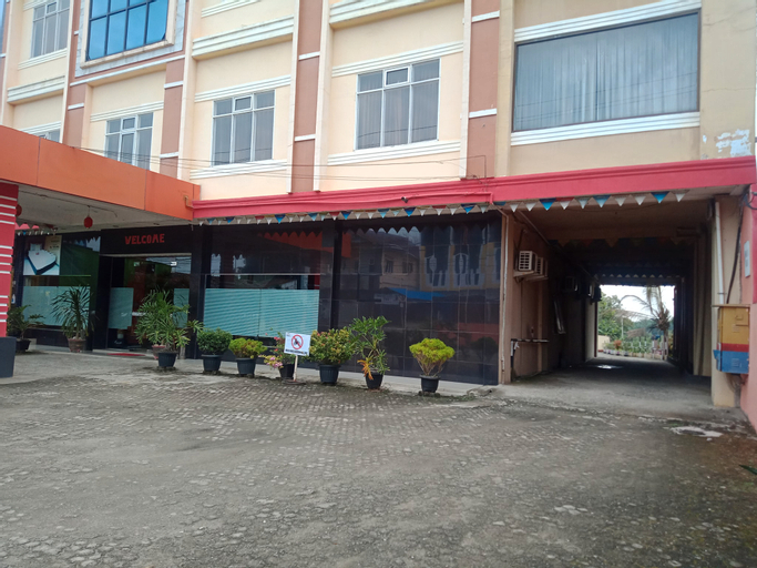Exterior & Views 1, Grand Permata Hotel, Palembang