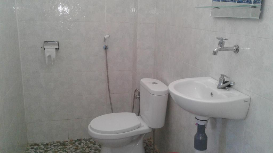 Bathroom 4, Tarsan Homestay, West Manggarai