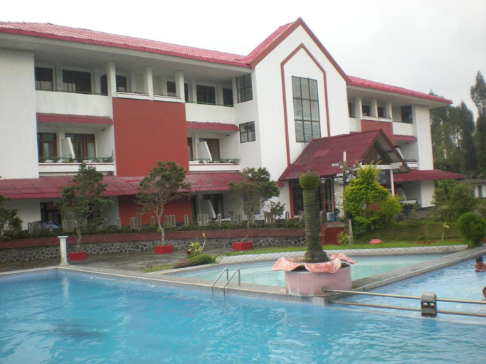 Exterior & Views 2, Dieng Kledung Pass Hotel & Restaurant, Temanggung