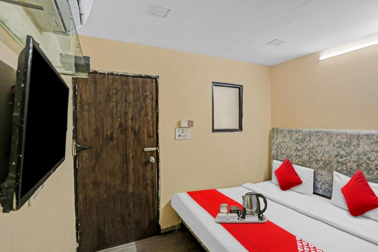 Bedroom 2, OYO 3420 Alex Hostel, Palembang