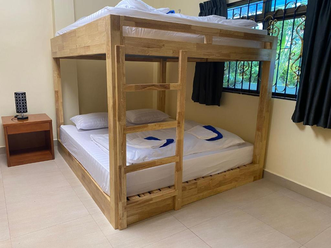 Bedroom 2, Villa Blue Lagoon, Sihanoukville