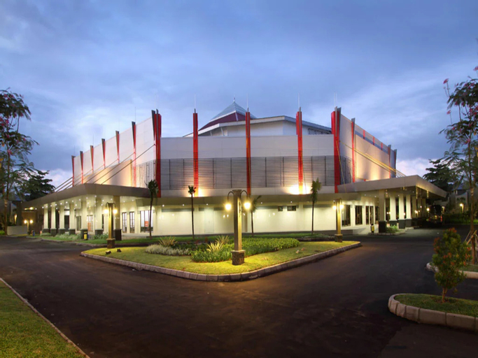 SUTAN RAJA RESORT AND CONVENTION CENTER, Minahasa Utara