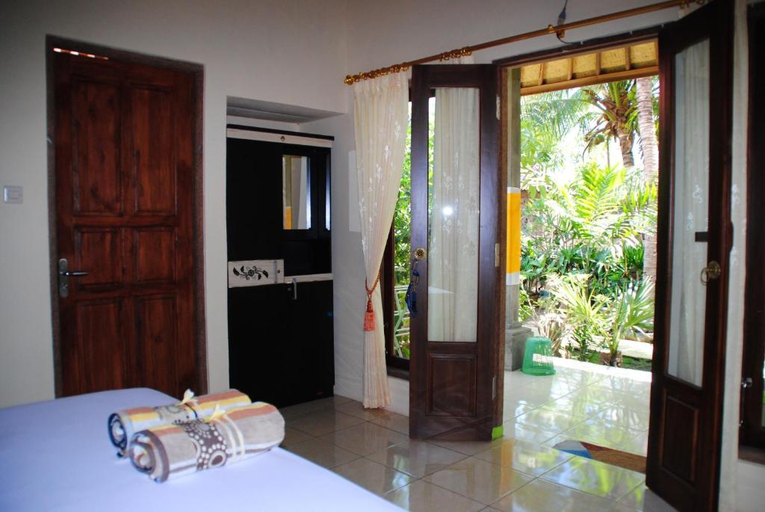 Bedroom 4, Kubu Sari Guest House, Buleleng