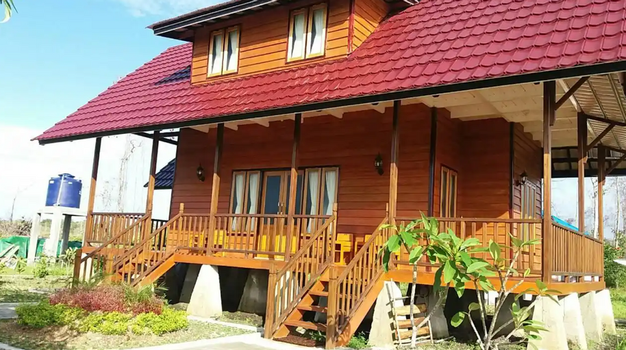 Pelangi Lake Resort And Hotel Belitung, Belitung