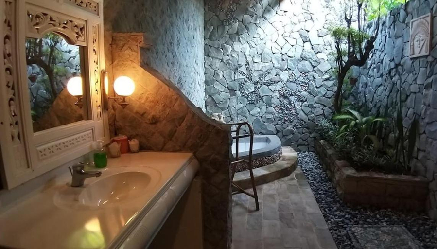 Bathroom 3, Rambutan Boutique Hotel & Spa, Buleleng