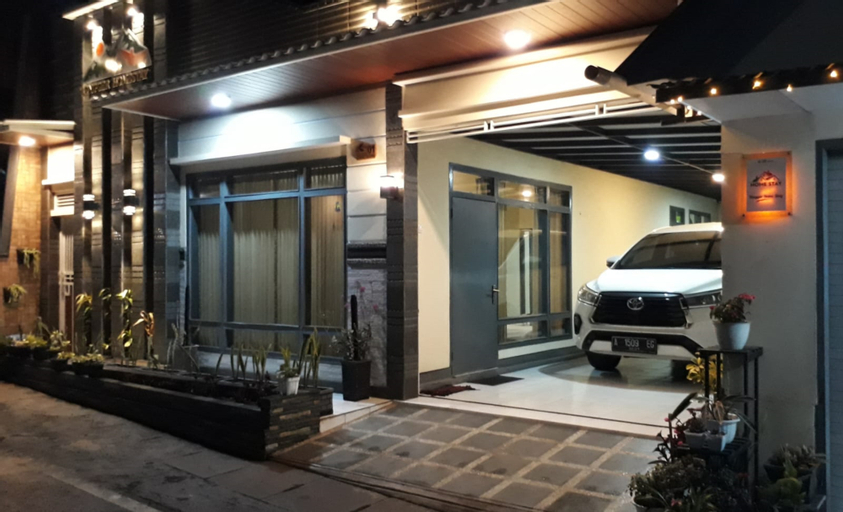 Exterior & Views 2, TENGGER HOMESTAY Bromo, Probolinggo