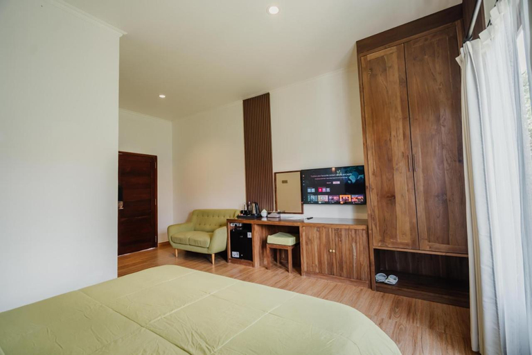 Bedroom 4, You Suite Seminyak, Badung