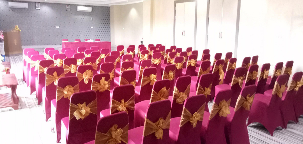 Business Facilities 5, Hotel 95, Pontianak