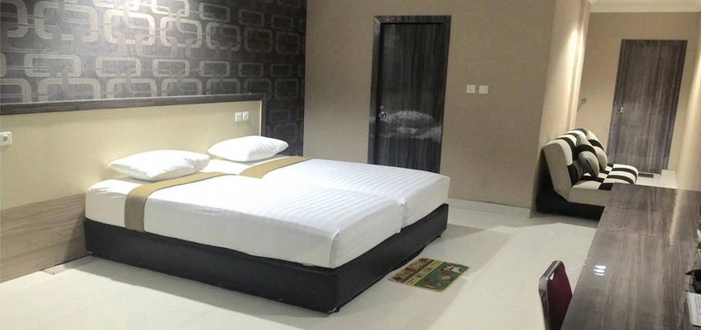 Bedroom 2, Hotel 95, Pontianak
