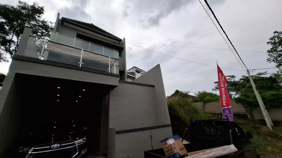 Exterior & Views 3, Villa Nora 2 With Private Pool at Batu Malang, Malang