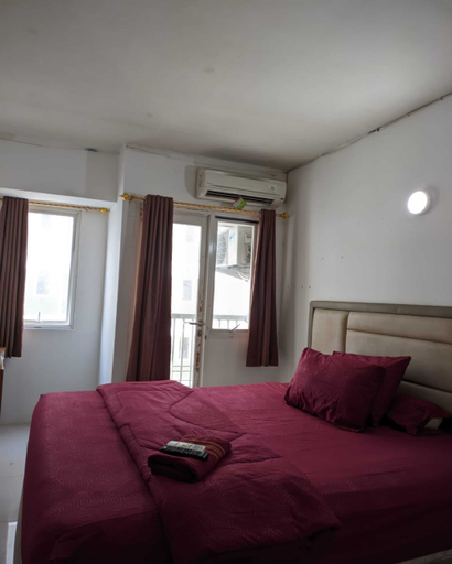 Studio Room at Grand Sentraland BY KING O DAVID, Karawang