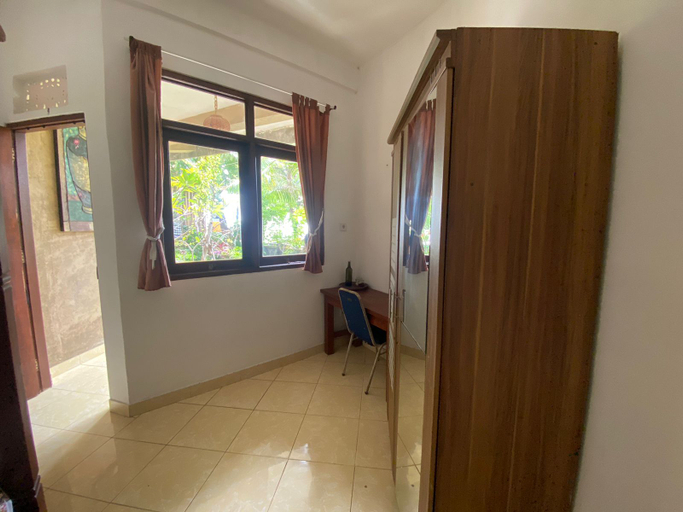 Others 3, Amed Sari Beach Guesthouse, Karangasem