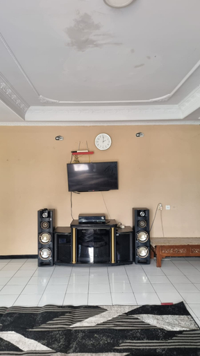 Others 3, Villa Neima Puncak, Bogor