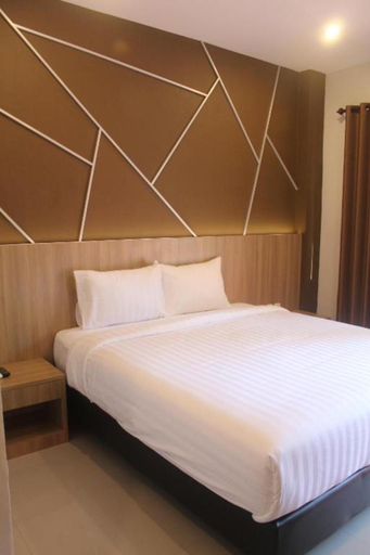Bedroom 3, Grand Kuta Hotel Lombok, Lombok
