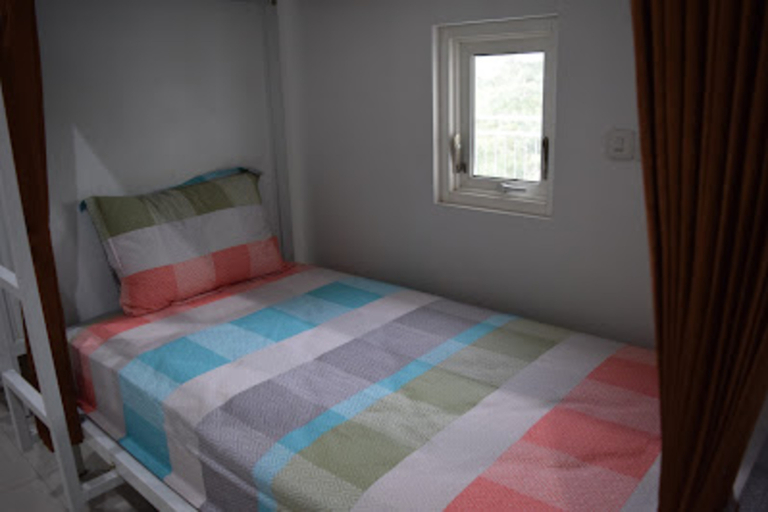 Bedroom, Huize Jon Hostel, Malang