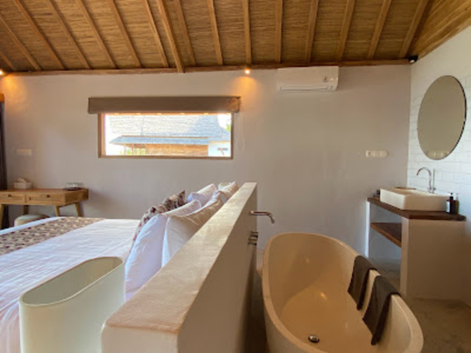 Bathroom 5, KERTASARI LODGE, West Sumbawa