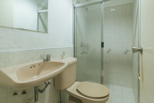 Others 5, Cara Celine Dormtel by RedDoorz near Taft, Manila City