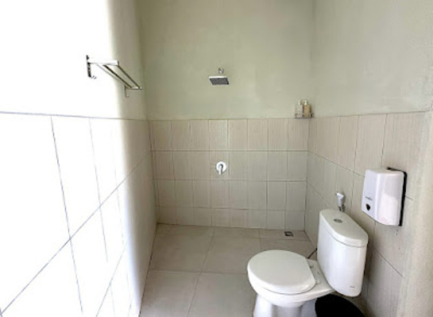 Bathroom 5, KAYA Uluwatu, Badung