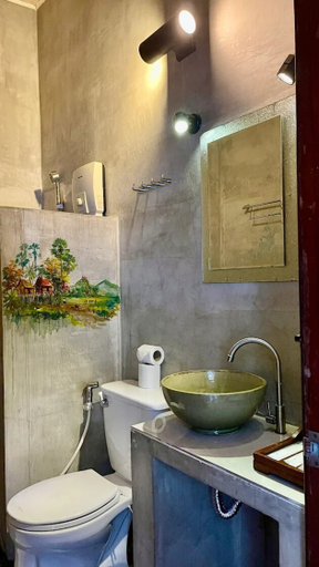 Bathroom 5, Le Tigre Hotel, Siem Reap
