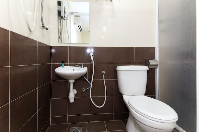 Bathroom 5, Hotel O 91 @ Bukit Mewah, Hulu Langat