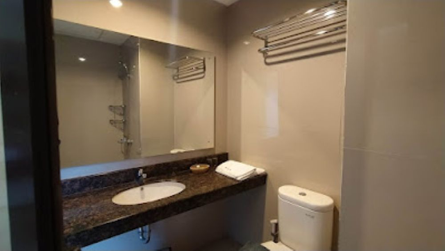 Bathroom 5, Wanitatama villas , Sleman