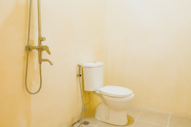 Bathroom 5, Lost Inn Kuta Capsule Hostel, Lombok