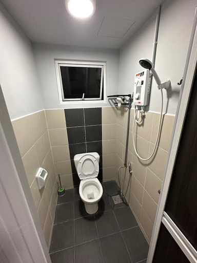 Bathroom 4, Be Right Back Loft, Seberang Perai Tengah