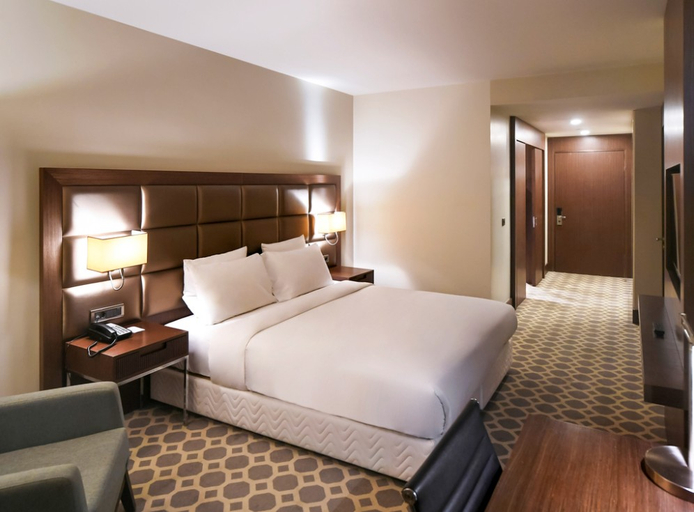 Bedroom, Mercure Istanbul West Hotel & Convention Center, Bahçelievler