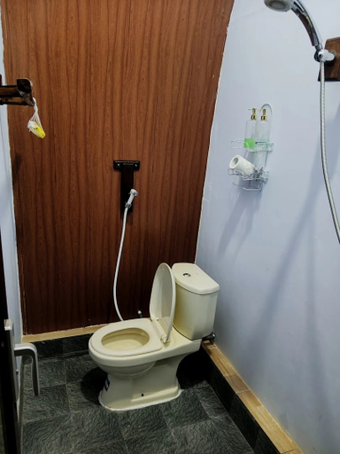 Bathroom 5, Indah Damai Cottages, Lumajang