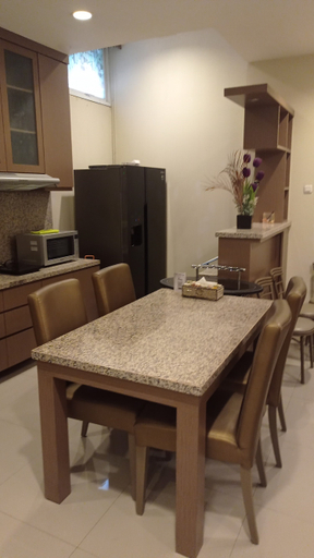 Others 2, Bulungan Home, Jakarta Selatan