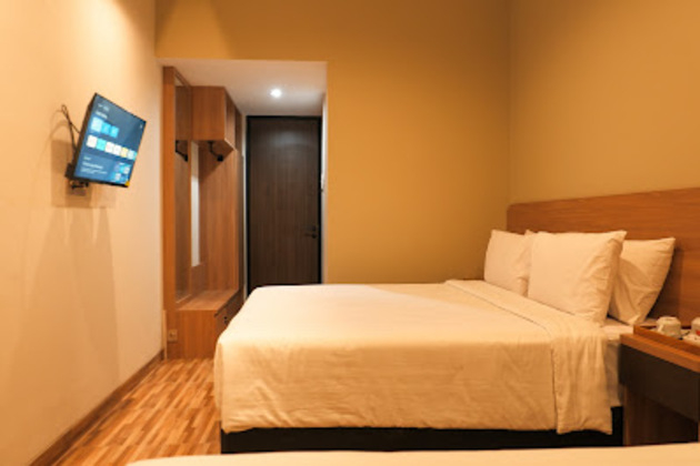 Others 3, Grand Damai Kostel, Sleman