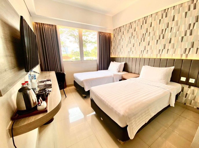Bedroom 5, All Nite & Day Hotel Alam Sutera, South Tangerang