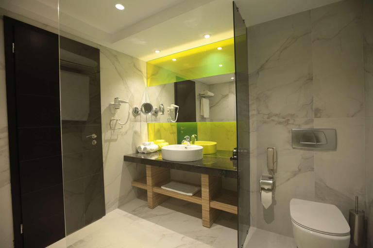 Bedroom 3, Wyndham Grand Athens, Attica