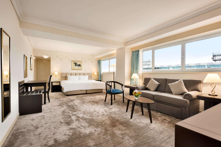 Bedroom 3, Wyndham Tashkent, Tashkent City