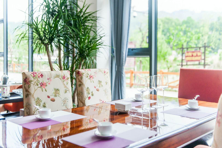 Food & Drinks 5, LEADING MEN Hotel, Zhangjiajie