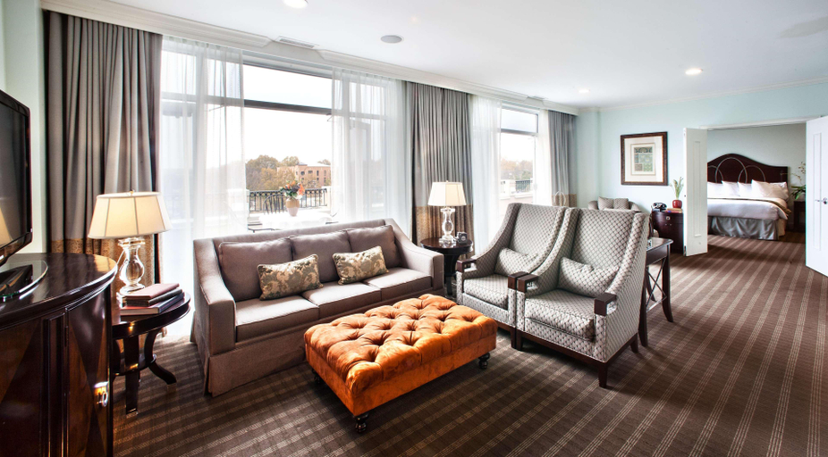 Bedroom 2, Graduate By Hilton Chapel Hill, Orange