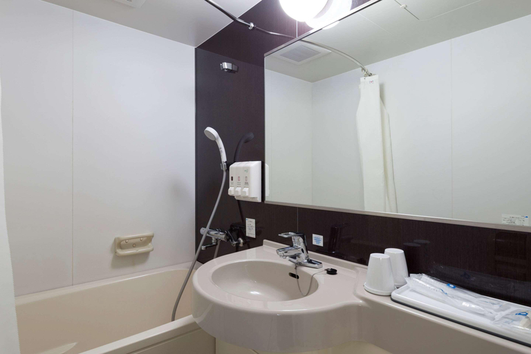 Bathroom 5, Comfort Hotel Tsubamesanjo, Sanjō