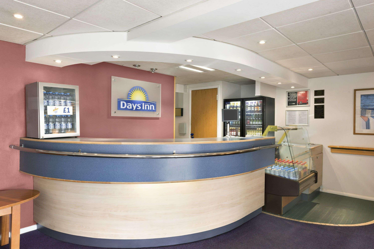 Public Area 2, Days Inn by Wyndham Membury M4, West Berkshire