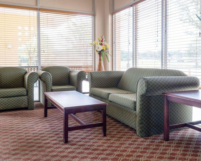 Public Area 2, Quality Inn Louisville, Winston