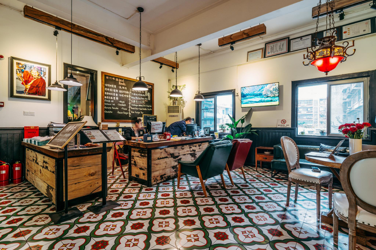 Public Area 3, Chengdu Flipflop Hostel, Chengdu