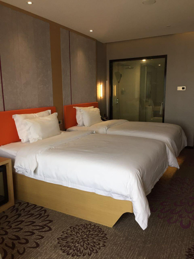 Bedroom 3, 7Days Premium Chengdu New Century Global Centre New Exhibiton Branch, Chengdu
