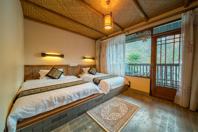 Bedroom 3, Yangshuo Tea Cozy Hotel, Guilin