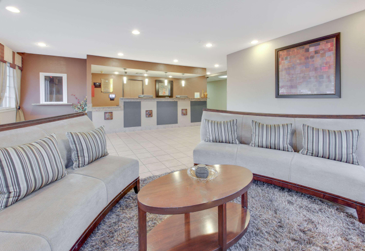 Public Area 2, Days Inn by Wyndham Mesquite Rodeo TX, Dallas