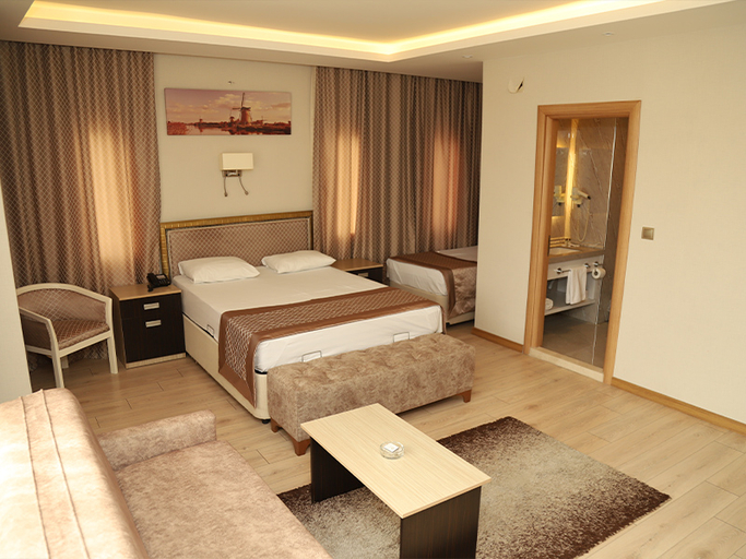 Bedroom, Othello, Merkez