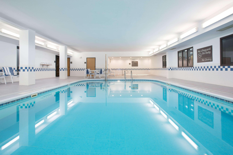 Sport & Beauty, FairBridge Inn & Suites, Thornton, Adams
