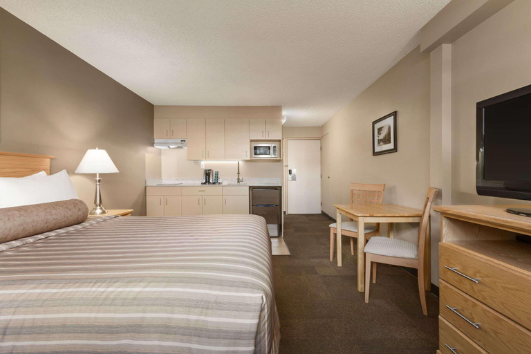 Bedroom 2, Best Western Prince George Downtown, Fraser-Fort George