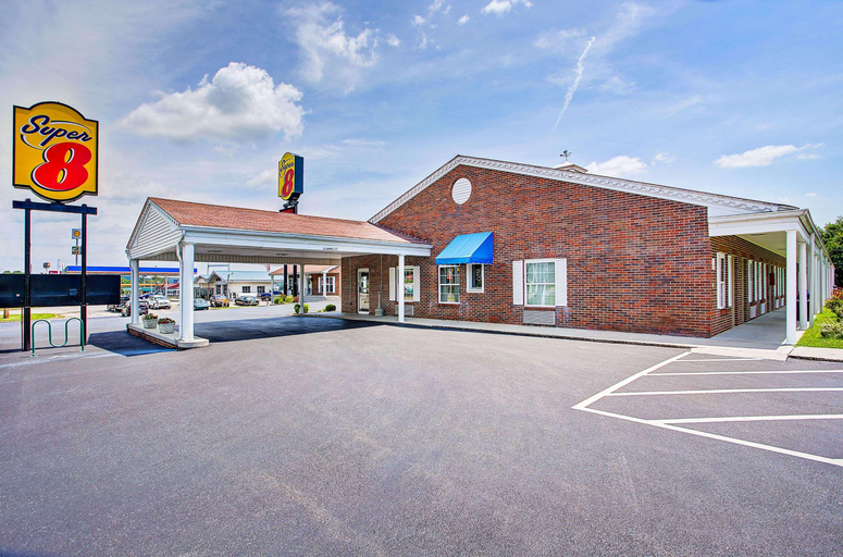 Public Area 1, Super 8 by Wyndham Cave City, Barren