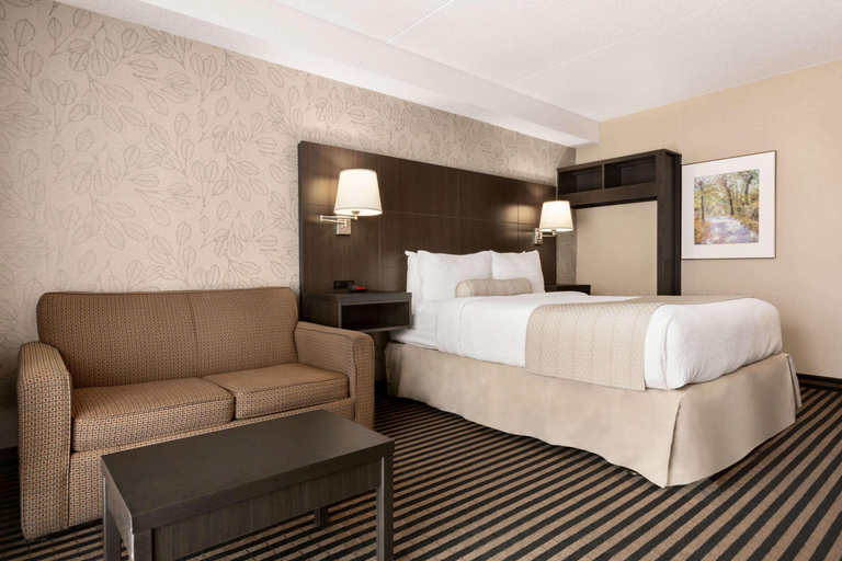 Bedroom 3, Days Inn by Wyndham Miramichi NB, Northumberland
